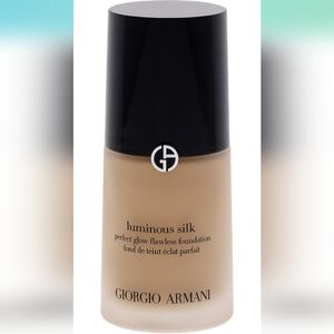 GIORGIO-ARMANI Luminous Silk foundation shade 3.5